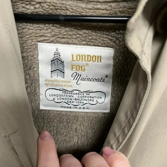 London Fog Vintage Beige Trench Coat - Picture 3 of 7